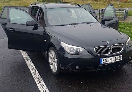 BMW 525xi touring -