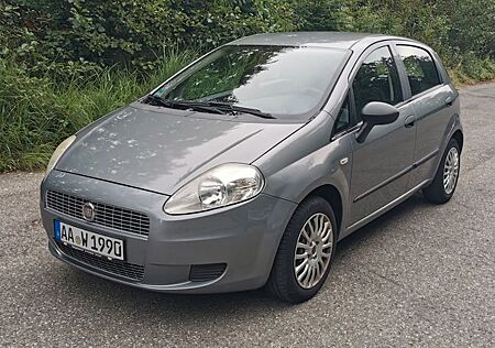 Fiat Grande Punto 1.2 8V / Tüv bis 09/26