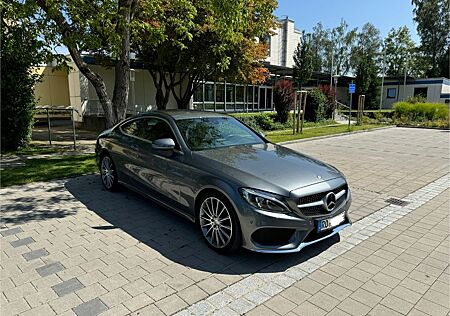 Mercedes-Benz C 200 Coupe 7G-TRONIC AMG Line