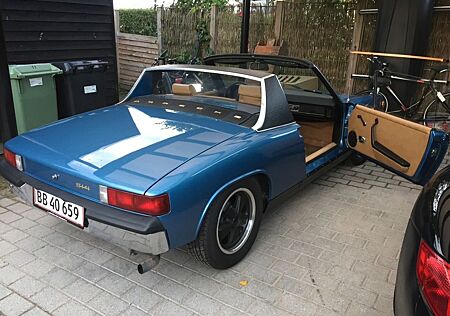 Porsche 914