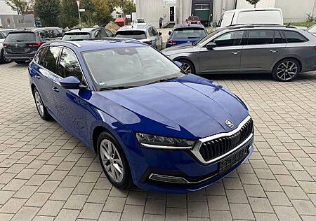 Skoda Octavia Combi 2.0 TDI *TOP-Ausstattung* STYLE