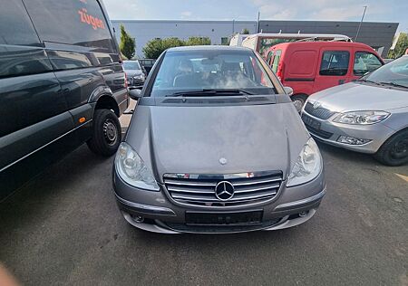 Mercedes-Benz A 150 AVANTGARDE "KLIMA"SHZ"AUTOMATIK"07/2027