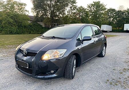 Toyota Auris 1.6 VVT-i