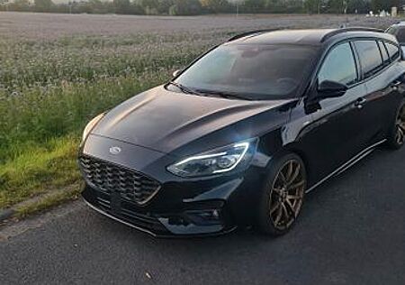 Ford Focus 1,5 EcoBoost 134kW ST-Line X Tur. Auto...