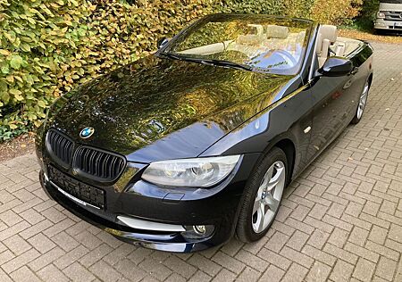 BMW 325i Cabrio, Autom.,Navi,Leder,Xenon,Si-Heiz.