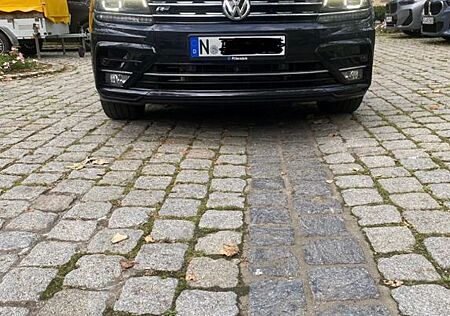 VW Tiguan Volkswagen 2.0 TSI DSG 4MOTION *VOLL PAKET*