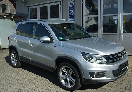 VW Tiguan Volkswagen Lounge Sport & Style BMT 4Motion Navi AHK