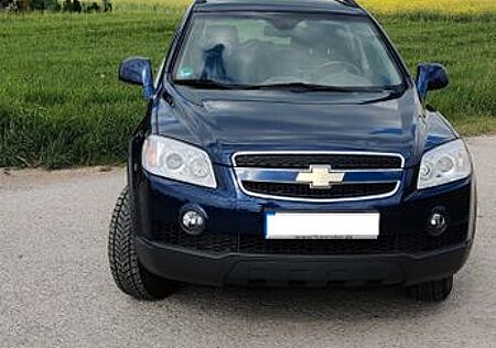 Chevrolet Captiva 2.4 LS 2WD 7-Sitzer LS