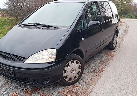 Ford Galaxy 2.3 Finesse 7-Sitzer TÜV bis Mai 2026