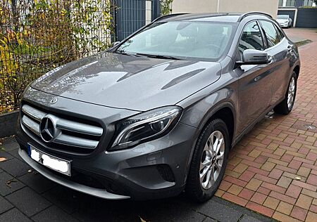 Mercedes-Benz GLA 200 d DCT