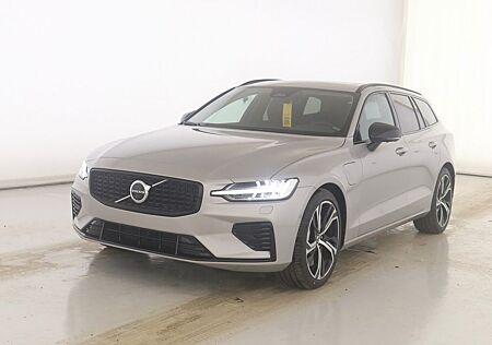 Volvo V60 T6 Plus Dark Recharge Plug-In Hybrid AWD