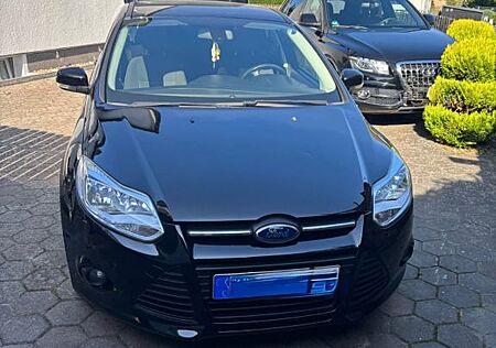 Ford Focus 1,0 EcoBoost 92kW Business Business