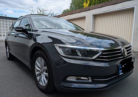 VW Passat Volkswagen 2.0 TDI DSG Comfortline mit Massagesitz