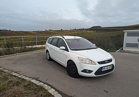 Ford Focus 2.0 Benzin & LPG, AHK, Isofix