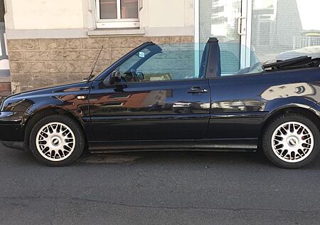 VW Golf Volkswagen 1.6 Auto Highline Cabriolet Highline