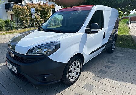 Fiat Doblo Cargo SX Kasten*1.Hand*Klima*Benzin+Gas*