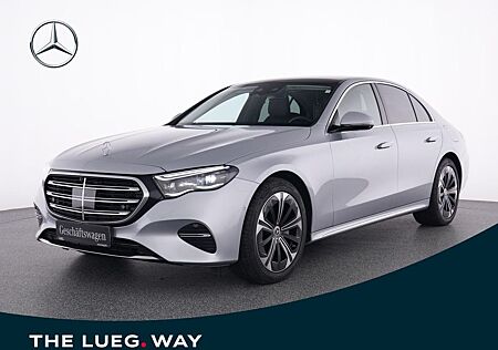 Mercedes-Benz E 300 de EXCLUSIVE+SUPERSCREEN+PANO+AHK+DC-LADEN