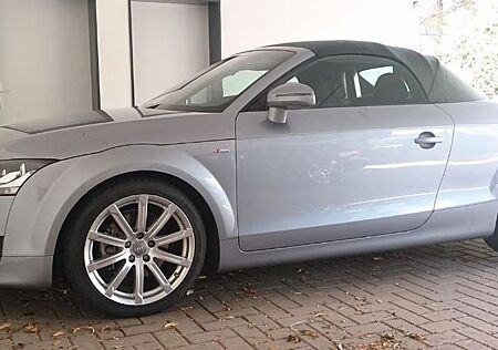 Audi TT Roadster 2.0 TFSI S-Line