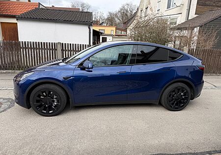 Tesla Model Y Long Range Dual Motor AWD Long Range