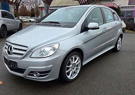 Mercedes-Benz B 200 SERVICE & TÜV NEU