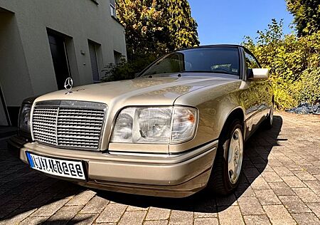 Mercedes-Benz E 220 Cabriolet