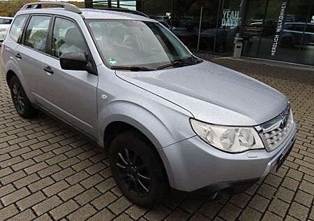 Subaru Forester gebraucht kaufen Subaru Forester 2,0i Active