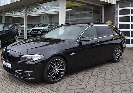 BMW 520i Touring*Luxury*Pano*VollDigi*AHK*Bi-Xenon*