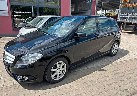 Mercedes-Benz B 180 Automatik DCT Parktonic SHZ Alu AHK
