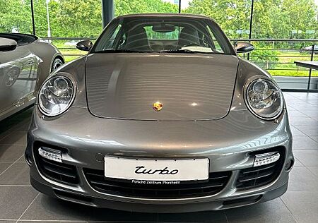 Porsche 997 .1 Turbo Coupé