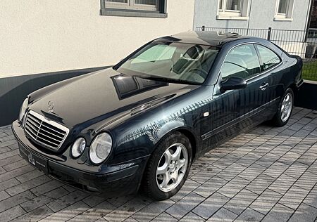 Mercedes-Benz CLK 200 ELEGANCE /AUTOMATIK/XENON/KLIMA