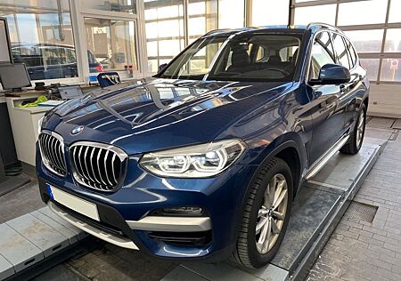 BMW X3 xDrive 30d xLine +nur an Händler/Export+HU 8/