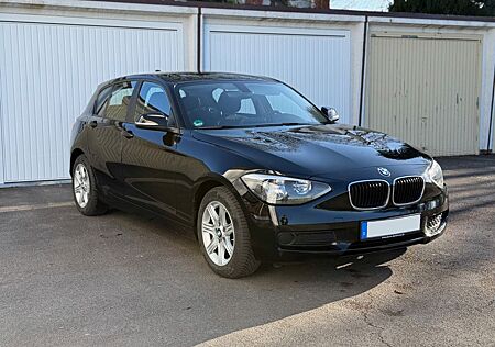 BMW 114d - 1. Hand, Checkheft bei , Reifen neu!