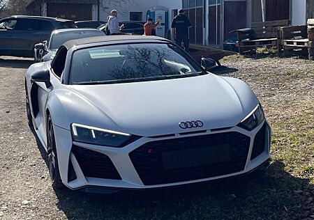 Audi R8 5.2 FSI performance Spyder, Mattlack, Carbon
