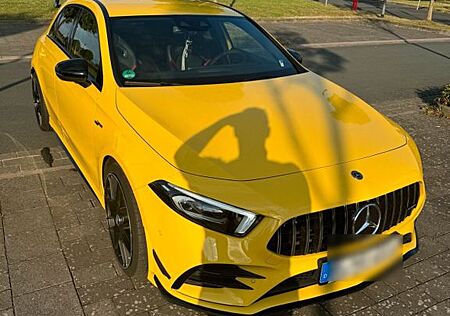 Mercedes-Benz A 35 AMG Mercedes-AMG 4-Matic BURMESTER / PEFORM