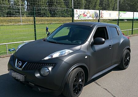Nissan Juke 1.6 DIG-T Pure Black 4x2 Pure Black