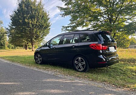 BMW 2er 220i, M-Sport 8-Gang, Pano, Headup, Sportsitze