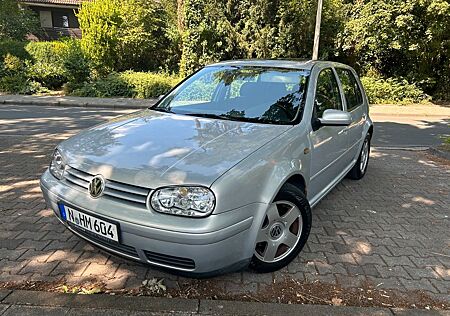 VW Golf Volkswagen IV 1.6 , sehr gepflegt