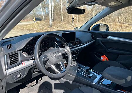 Audi Q5 40 TDI S tronic quattro sport sport