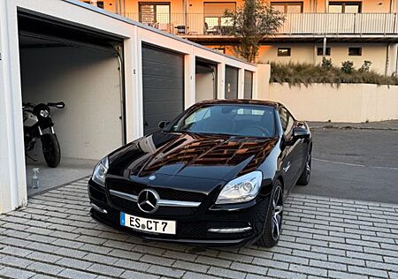 Mercedes-Benz SLK 200 -