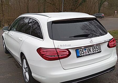 Mercedes-Benz C 300 de T Autom. -