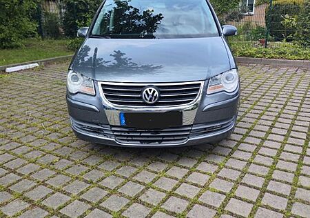 VW Touran Volkswagen 1.4 TSI 103kW -