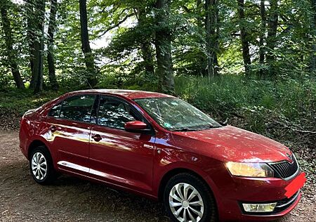 Skoda Rapid 1.4 !TÜV NEU* AUTOMATIK 1.HAND