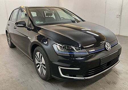 VW Golf Volkswagen VII Lim. e-/Navi/LED/Rückfahrkamera