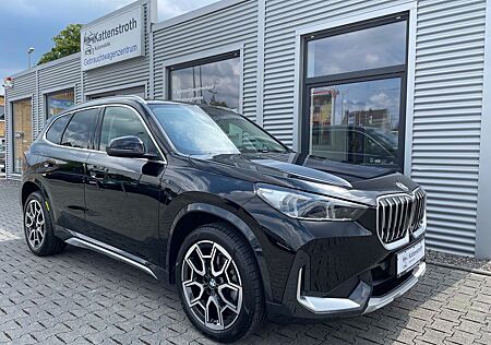 BMW X1 sDrive18d xLine DrivAssPl AHK LED Harman