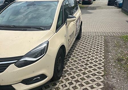 Opel Zafira C Active Start/Stop