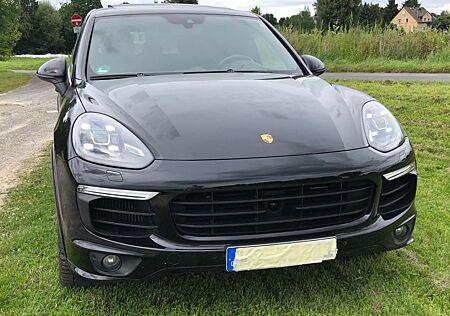 Porsche Cayenne S Diesel Sport Design Pano/Approv.+Key