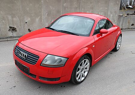 Audi TT Coupe/Roadster 1.8 T Coupe quattro 224PS