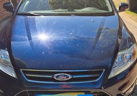 Ford Mondeo 2,0 Ghia Turnier Ghia