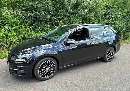 VW Golf Volkswagen 1.6 TDI JOIN Variant