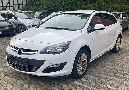 Opel Astra 1.6 CDTI Sports Tourer Style Navi PDC SHZ